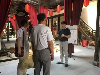 兰溪市诸葛镇诸葛村党总支书记诸葛坤亨诵读《清廉村居中的传承与发展》