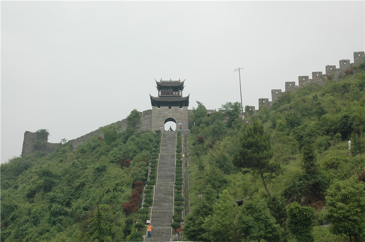 凤凰古城南方长城景区门票(刷身份证入园简单便捷/自驾游赠送导游服务)